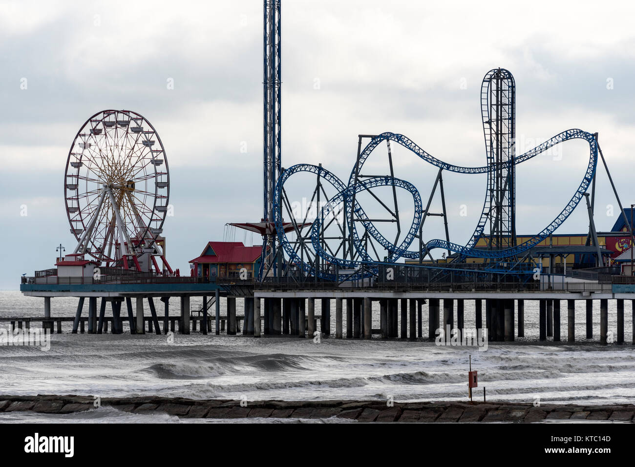 Pleasure Pier in Galveston Texas Stock Photo Alamy