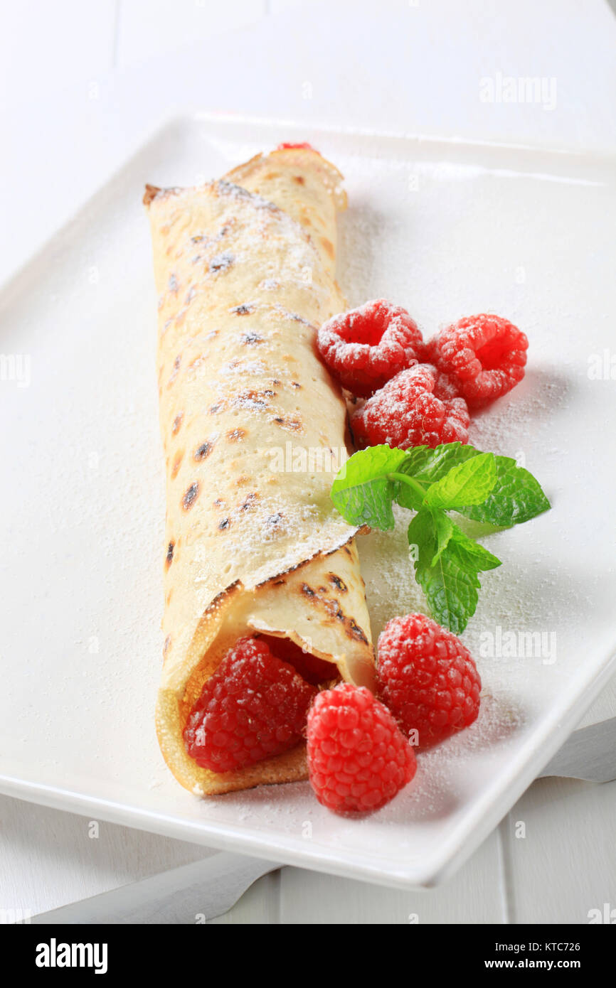 Italian Raspberry Crepe Raspberry filled crepe Stock Photo - Alamy
