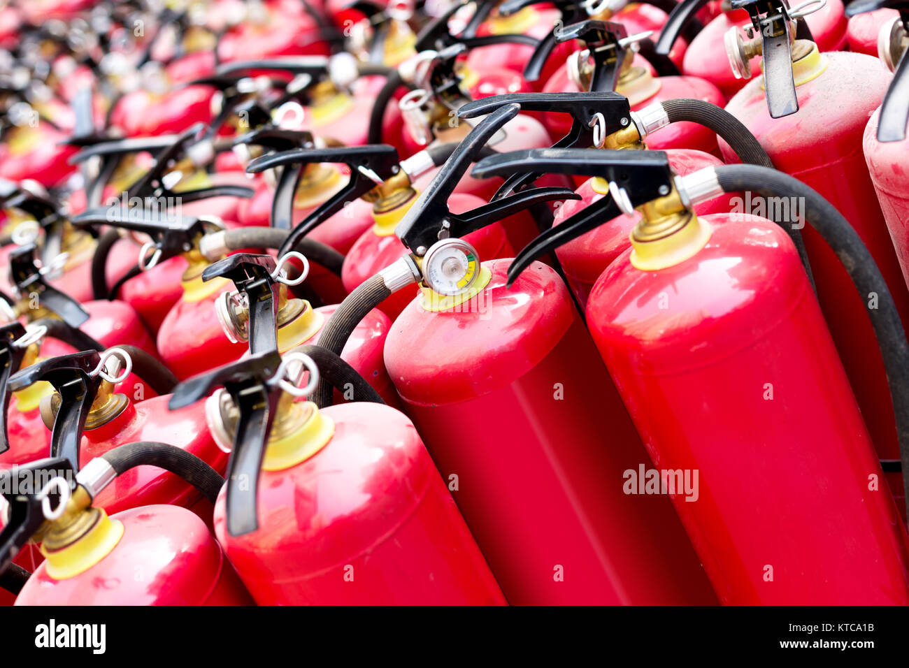 Foam fire extinguishers hires stock photography and images Alamy