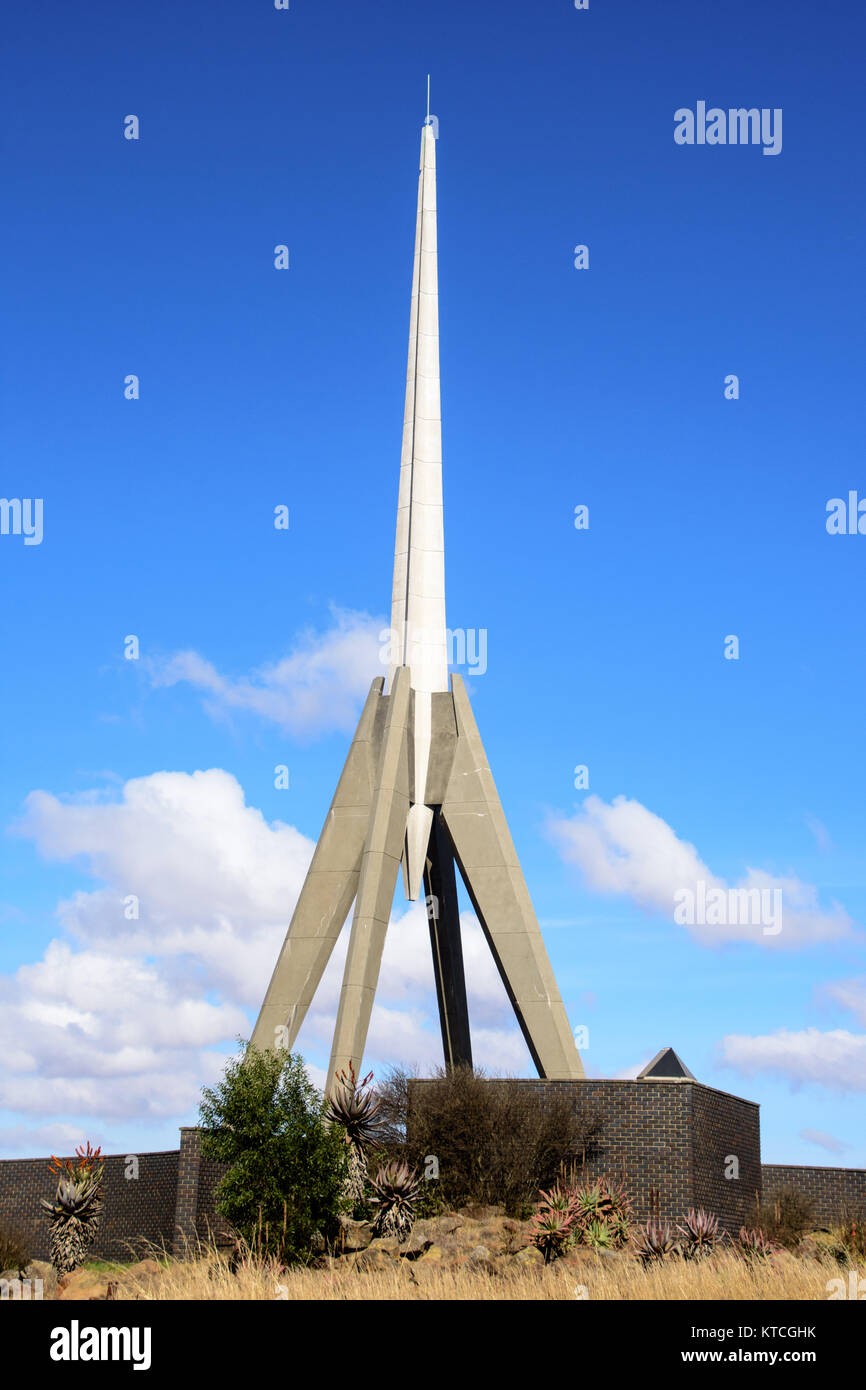 Sharp point monument standing tall constructed out of concrete Stock Photo