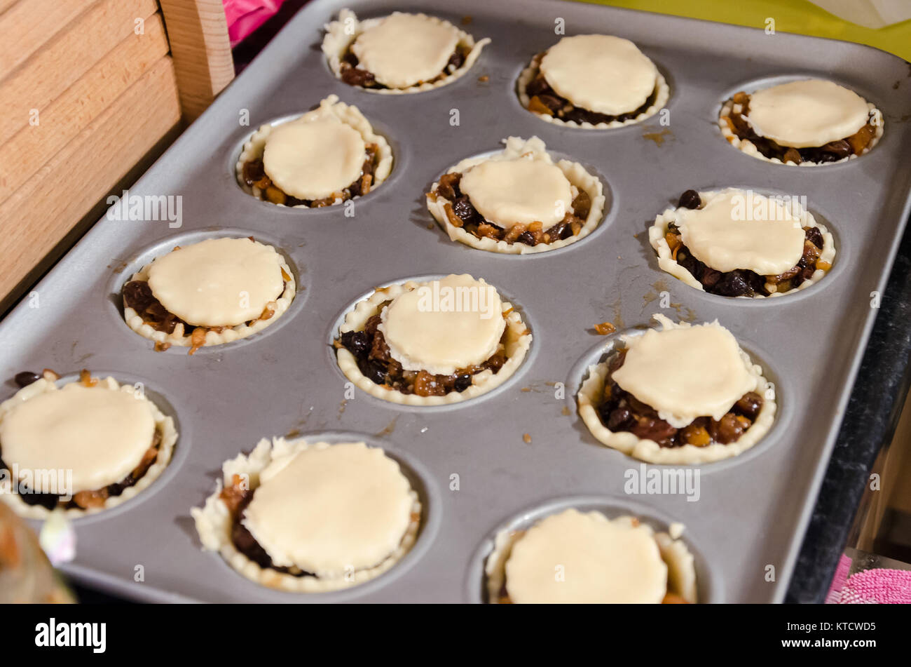 mince pie baking tray