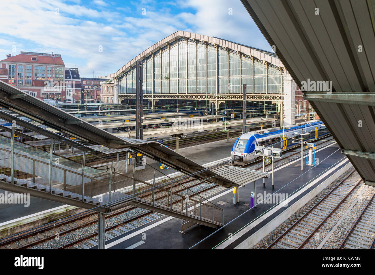 Lille Flandres Railway Station, Lille, Northern France Stock Photo Alamy