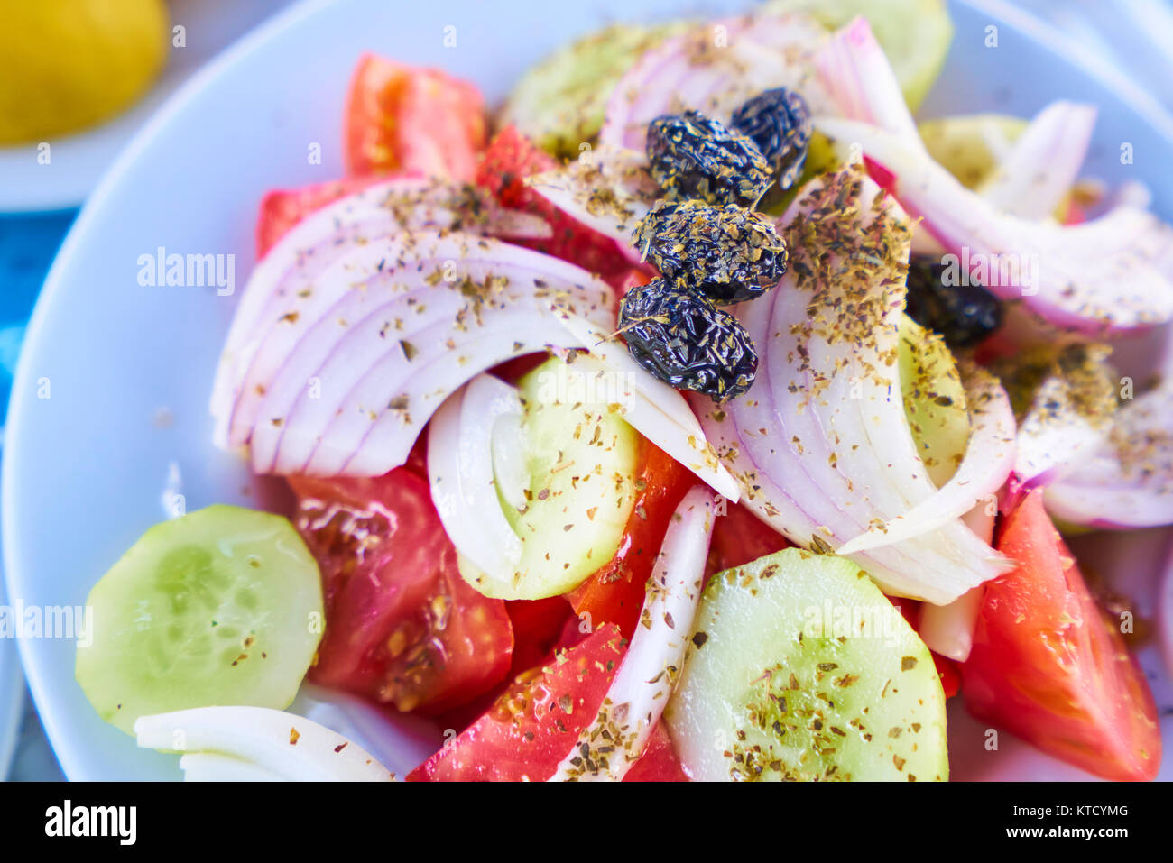 Thai food Squid stir fried with garlic Stock Photo - Alamy