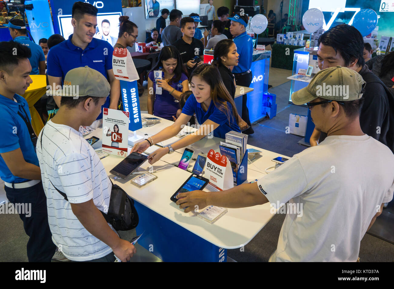 Mobile Phones & Electronics being sold at a samsung stall within SM City,Cebu,Philippines Stock Photo