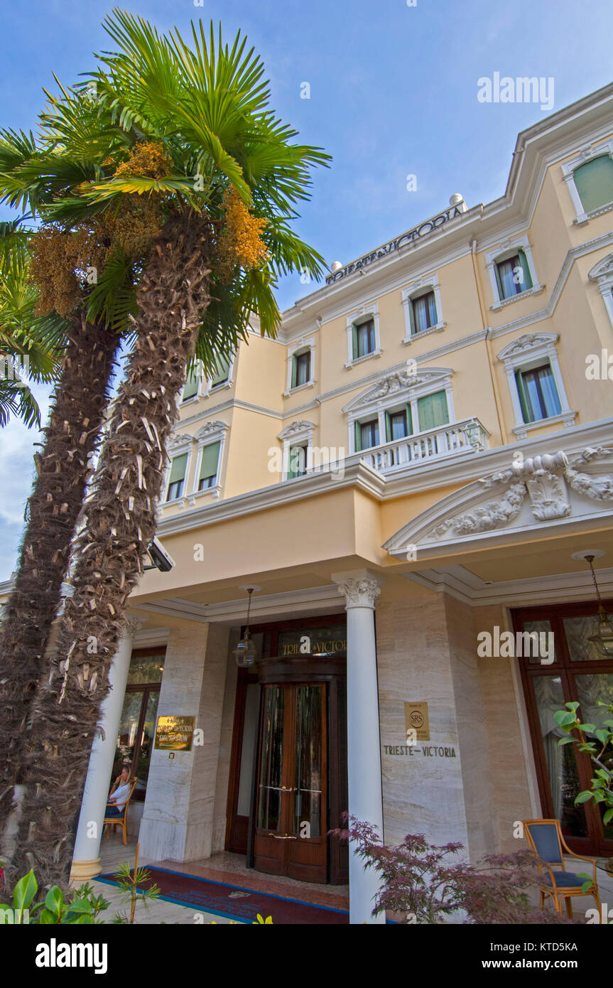 Italien, Abano Terme, Grand Hotel Trieste & Victoria Stock Photo Alamy Italien, Abano Terme, Grand Hotel Trieste & Victoria Stock Photo Alamy
