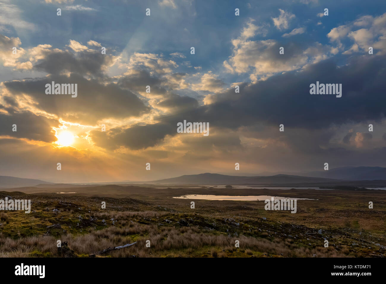 Great Britain, Scotland, Scottish Highlands, Glencoe, Rannoch Moor, Loch Beinn Chaorach and Loch Ba, Sunrise Stock Photo