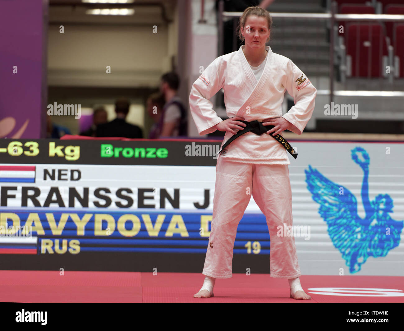 St Petersburg Russia December 16 2017 Juul Franssen Netherlands Before The Fight For 3rd Place Against Daria Davydova Russia During Judo World Stock Photo Alamy