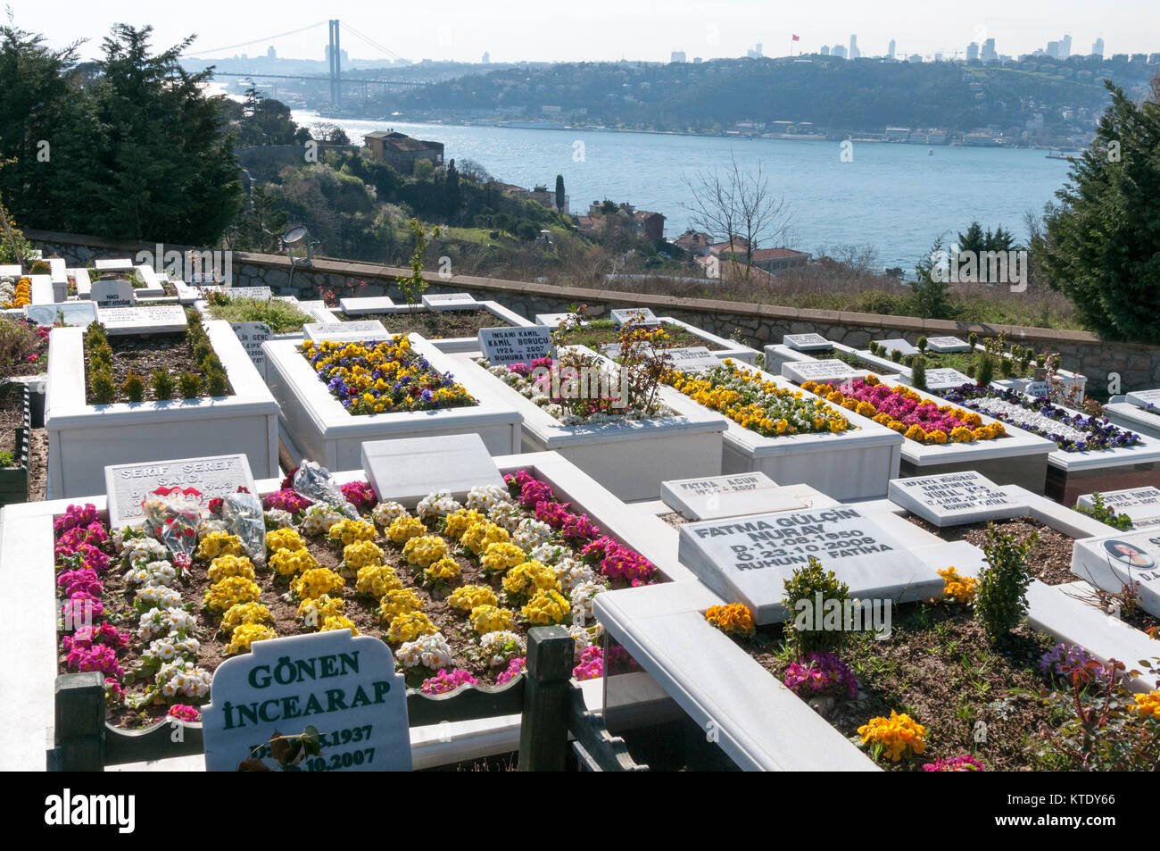 APRIL 3,2010 ISTANBUL.A Muslim Turkish Cemetery (Cengelköy) Stock Photo