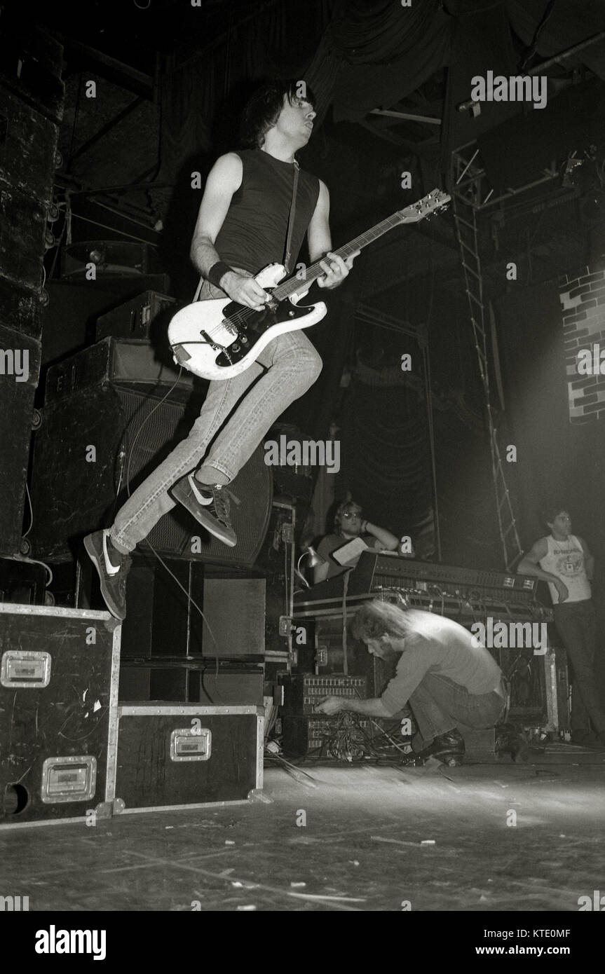 Johnny Ramone, lead guitarist in The Ramones, at the Lyceum in London, 27 February 1985...The Ramones were the foremost US punk band of the 70's Stock Photo