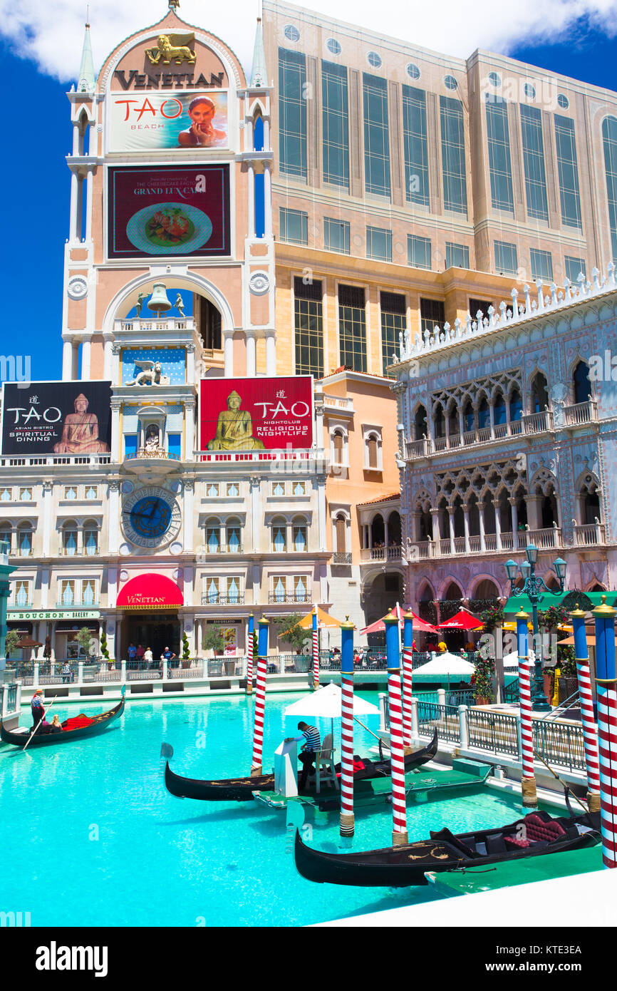 Venetian tourism hi-res stock photography and images - Alamy