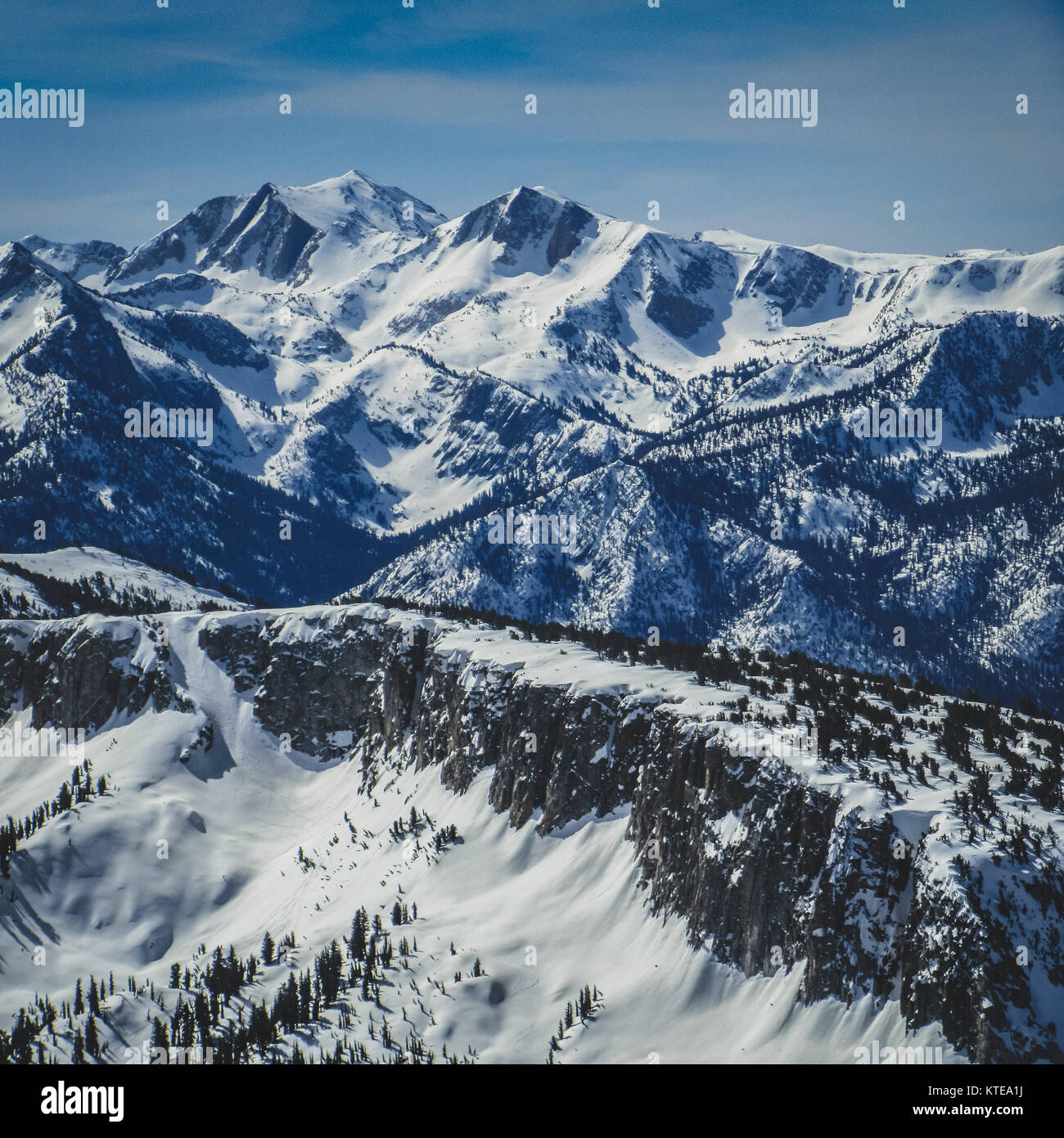 Scenic view of snow-covered Sierra Nevada Mountains from the summit of Mammoth Mountain, Mammoth Lakes, California Stock Photo