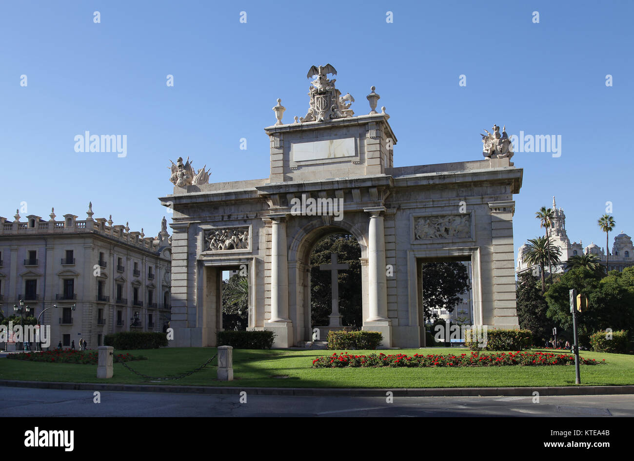 Puerta De La Mar Gateway To The Sea Is In Plaza Placa Porta De