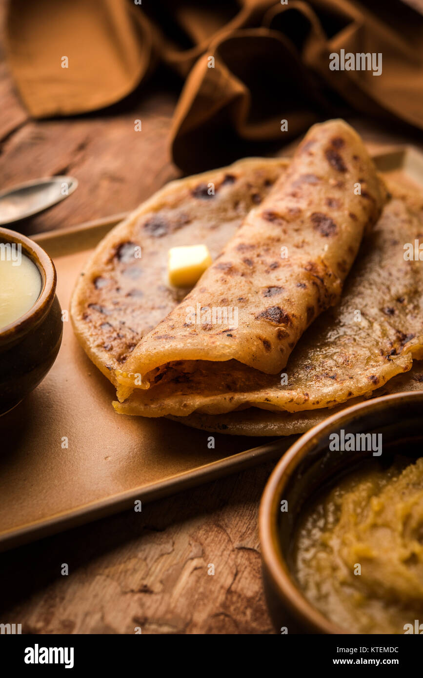 Puran Poli / Puranpoli / Holige / Obbattu Indian sweet flatbread