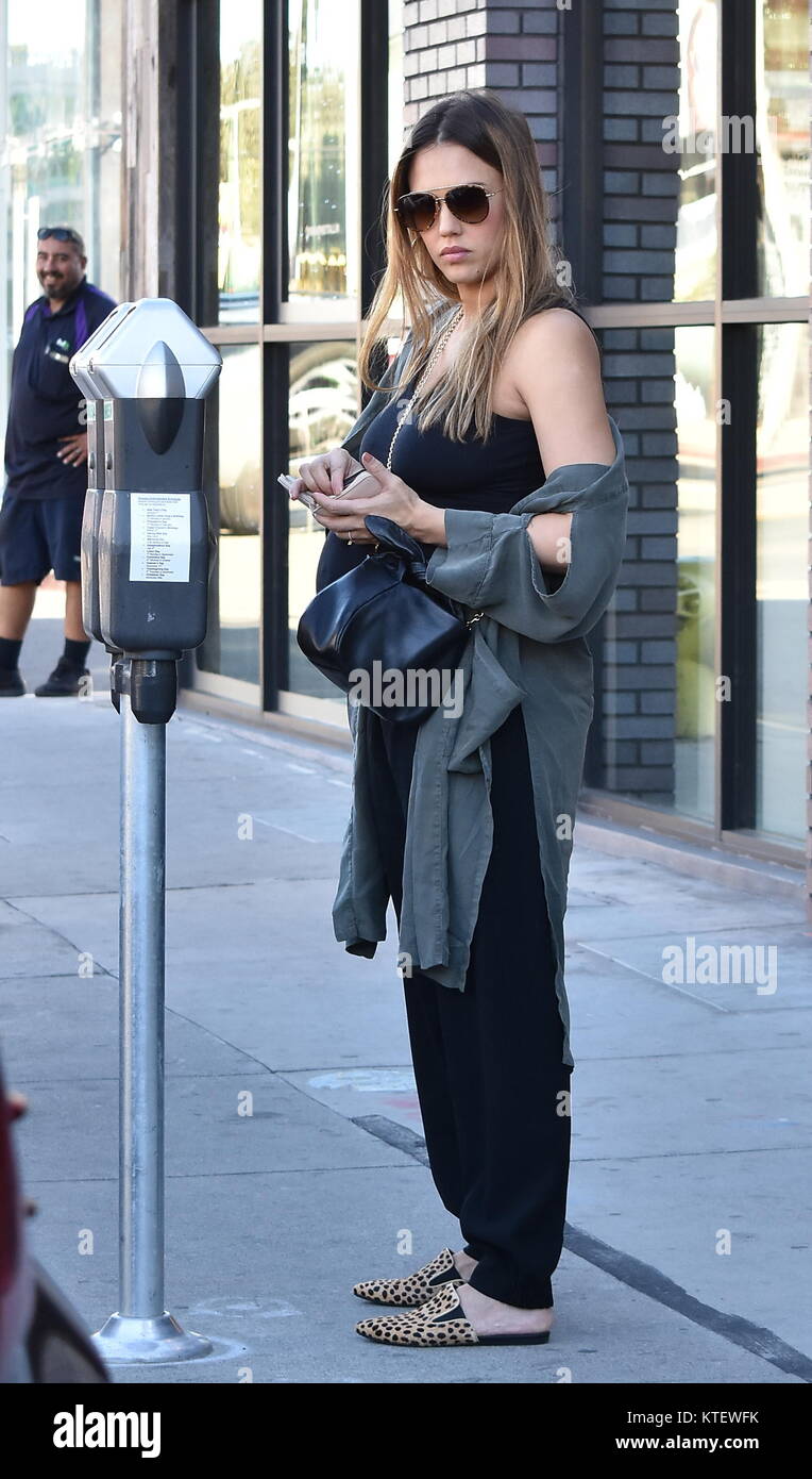 Jessica Alba shops at Vince clothing store in West Hollywood  Featuring: Jessica Alba Where: West Hollywood, United States When: 22 Nov 2017 Credit: WENN.com Stock Photo