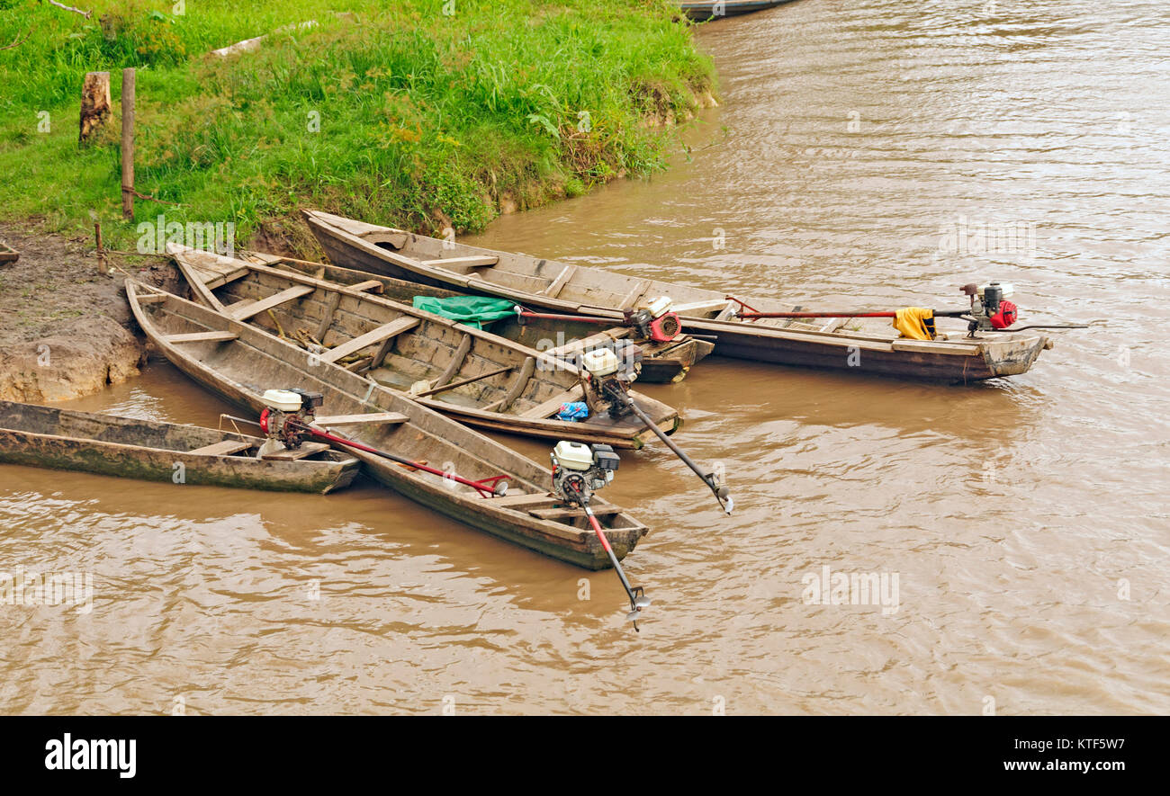 Amazon river boat native hires stock photography and images Alamy