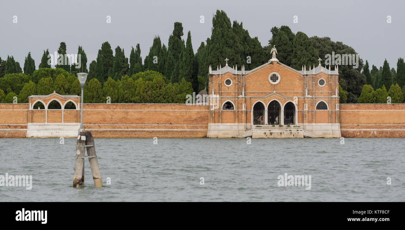 Cimitero di venezia italia hires stock photography and images Alamy