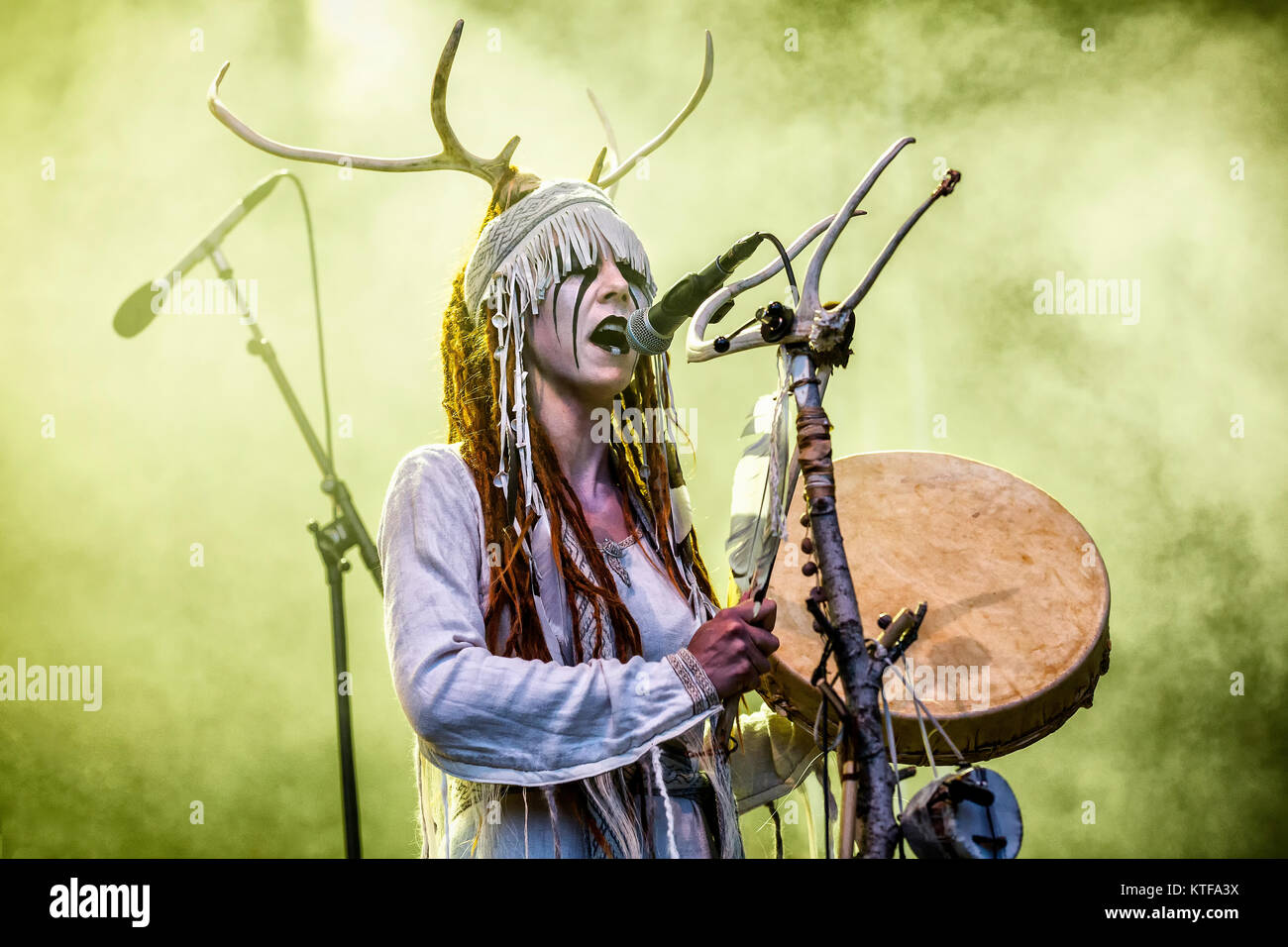 Norway, Borre – August 19, 2017. The Scandinavian alternative metal band Heilung performs a live concert at during the Norwegian metal festival Midgardsblot Festival 2017 in Borre. (Photo credit: Terje Dokken). Stock Photo