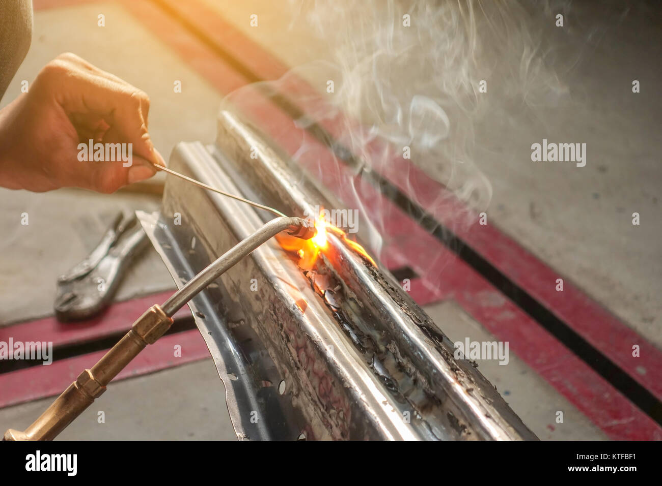 Auto body hires stock photography and images Alamy