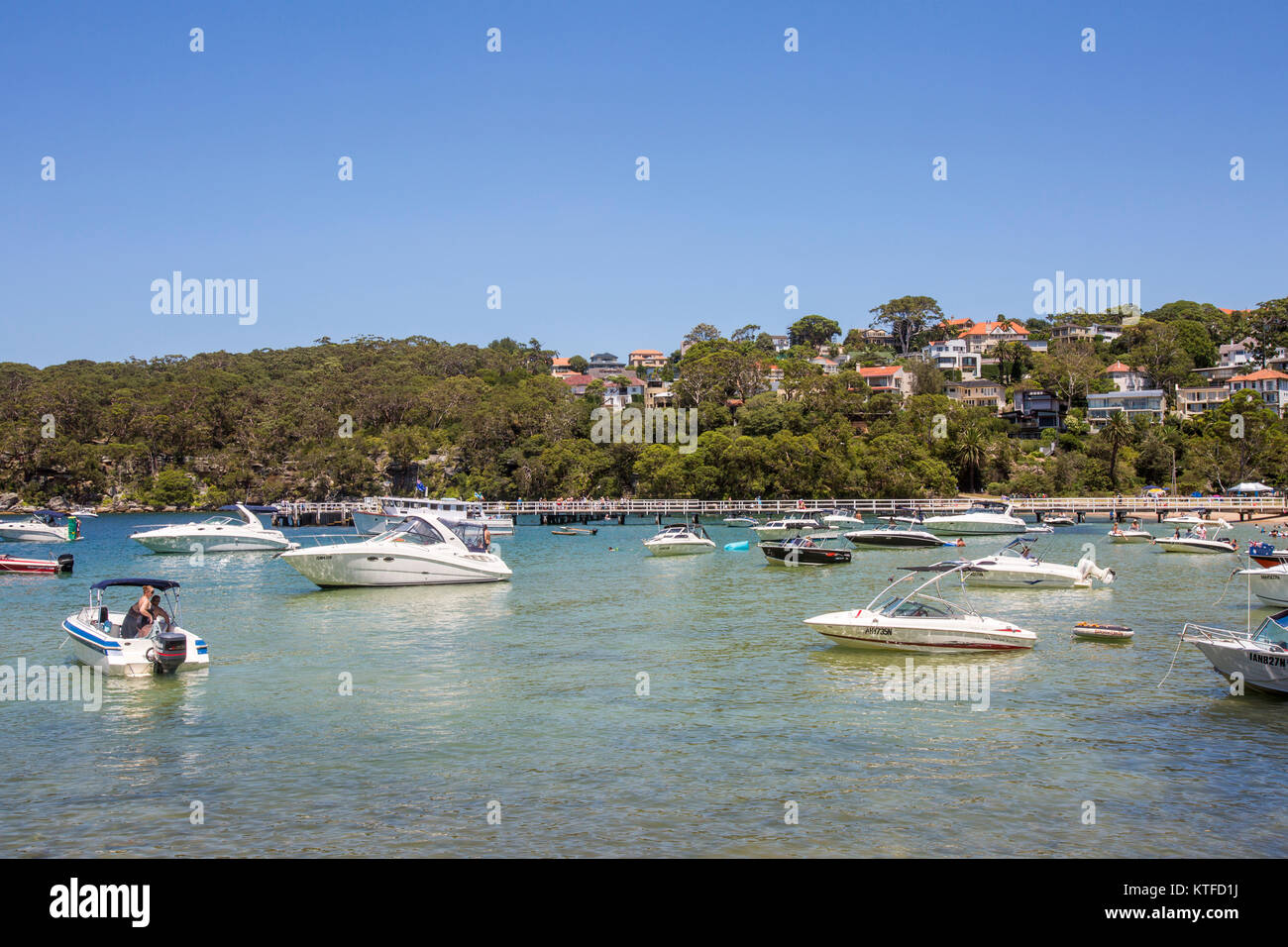 Chowder bay beach hires stock photography and images Alamy