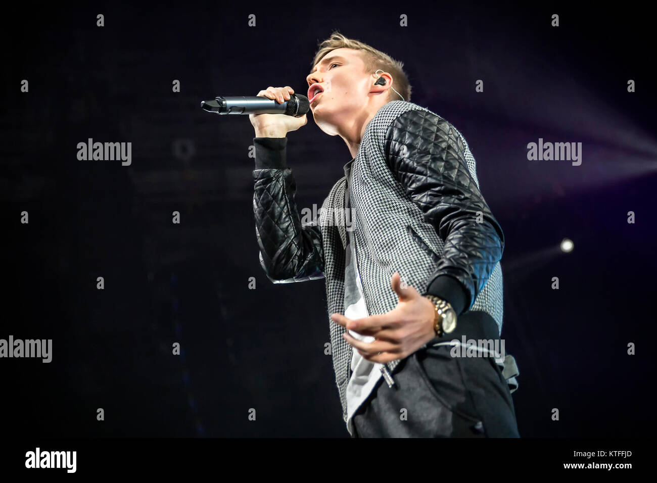 The Finnish pop singer, songwriter and dancer Isac Elliot performs a live  concert at Spektrum in Oslo. Norway, 13/12 2014 Stock Photo - Alamy