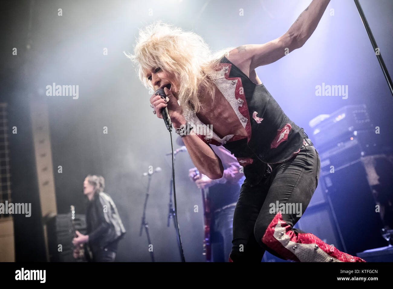 The Finnish rock musician and glam rock singer Michael Monroe performs live at Gjerdrum Kulturhus. Michael Monroe was known as the vocalist of the bands Hanoi Rocks, Demolition 23 and Jerusalem Slim. Norway, 22/10 2016. Stock Photo