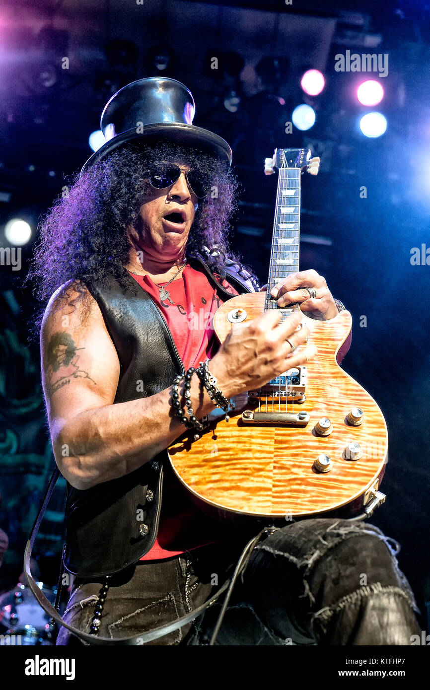 STOCKHOLM 2012-04-24 Slash, Guns N 'Roses former guitarist visiting Sweden  to promote his second solo album. Foto: Pontus Lundahl / SCANPIX / kod  10050 Stock Photo - Alamy