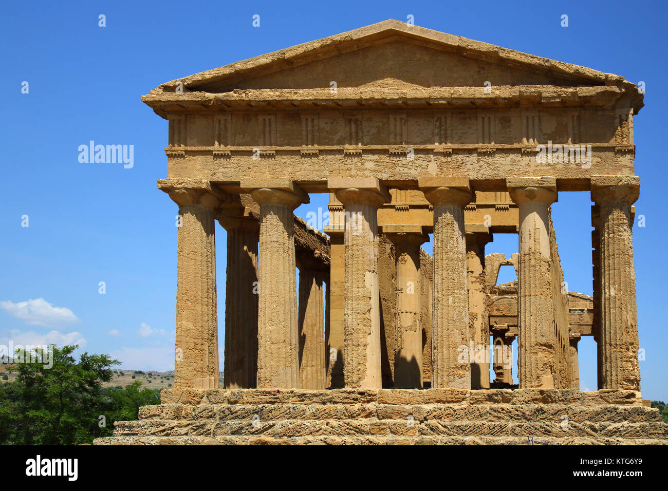 the 5th C BC temple of Concord in the valley of the temples near agrigento sicily Stock Photo