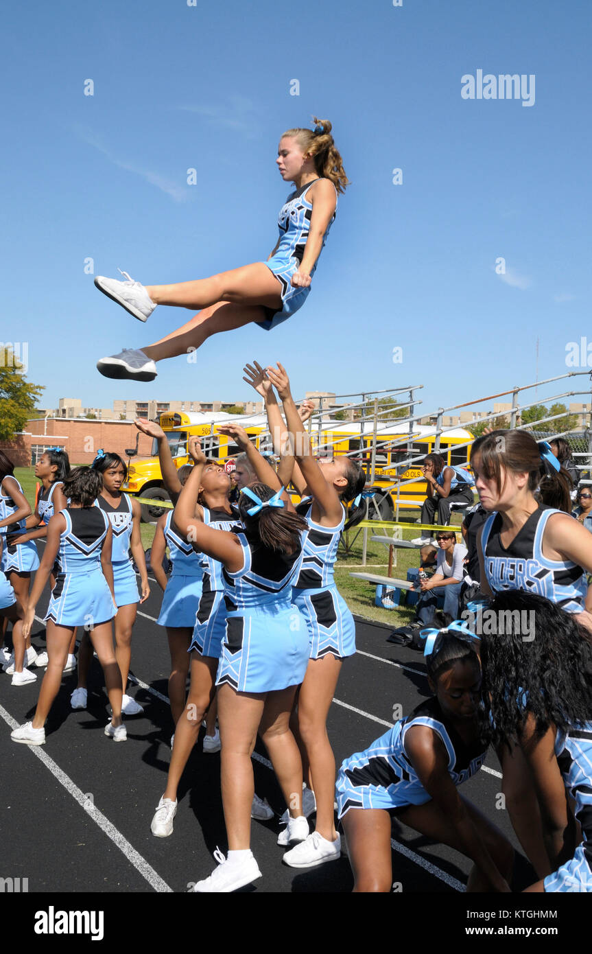 High school cheerleaders practice Stock Photo Alamy
