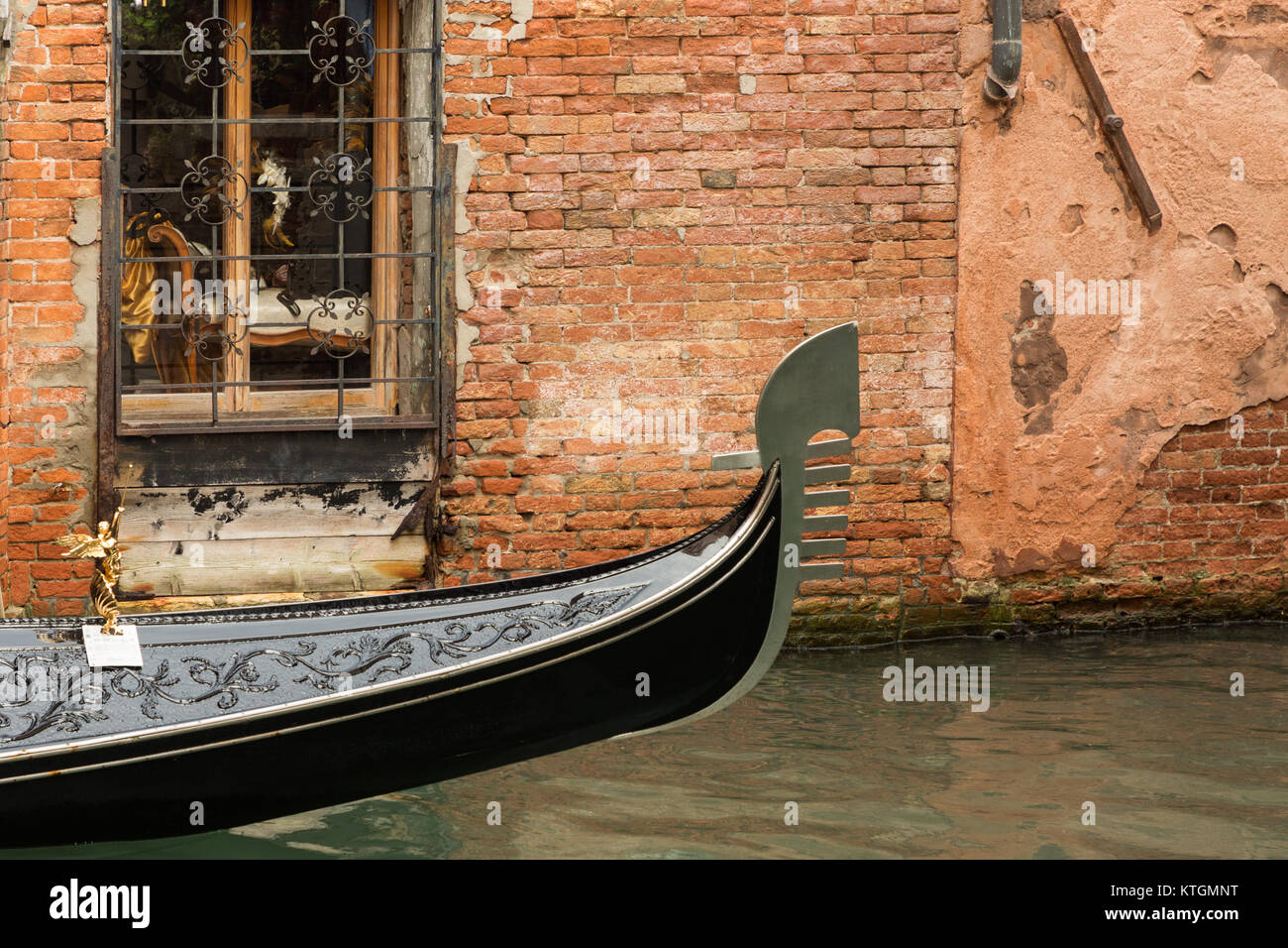 Prow of a gondola in venice hi-res stock photography and images - Alamy