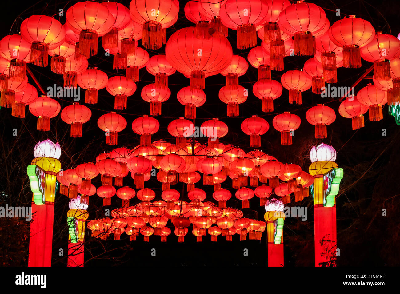 Red paper lanterns at the Chinese light festival Stock Photo Alamy
