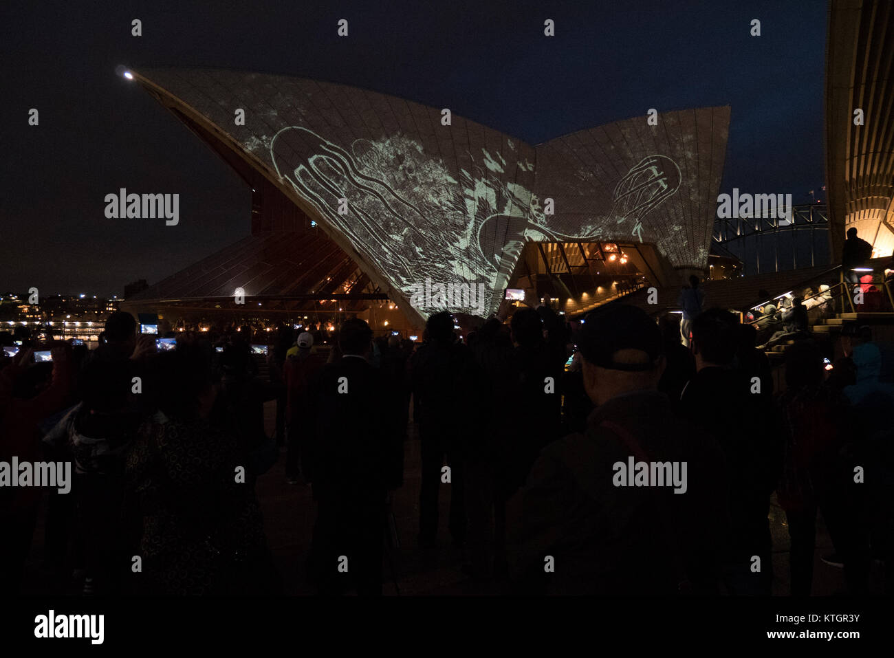 free light show outside of sydney opera house Stock Photo