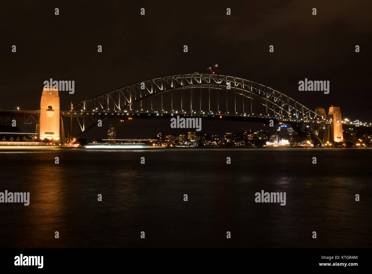 sydney harbour bridge at night Stock Photo - Alamy