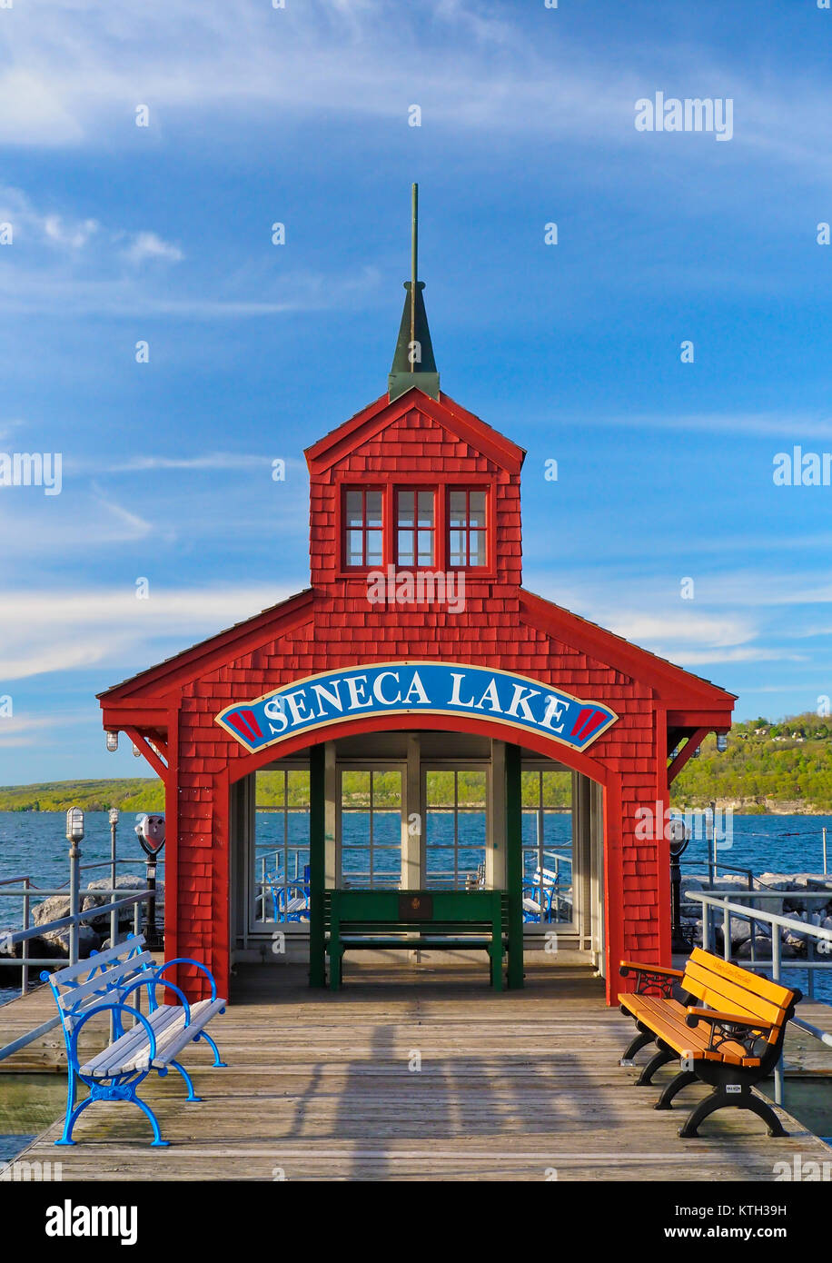 Town dock on Seneca Lake, Finger Lakes, Watkins Glen, New York, USA