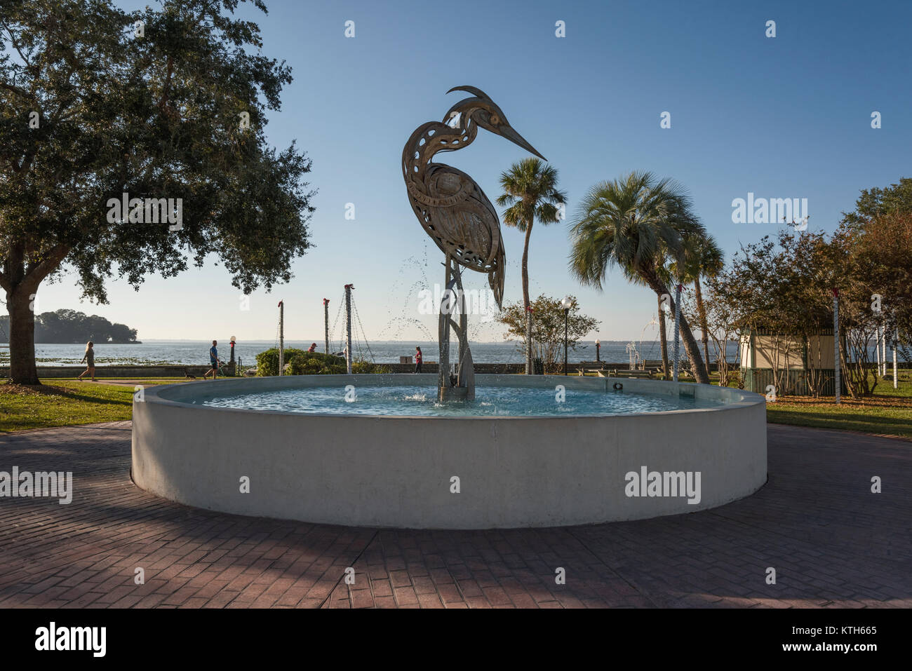 Water Fountain located in Eustis, Florida USA Stock Photo Alamy