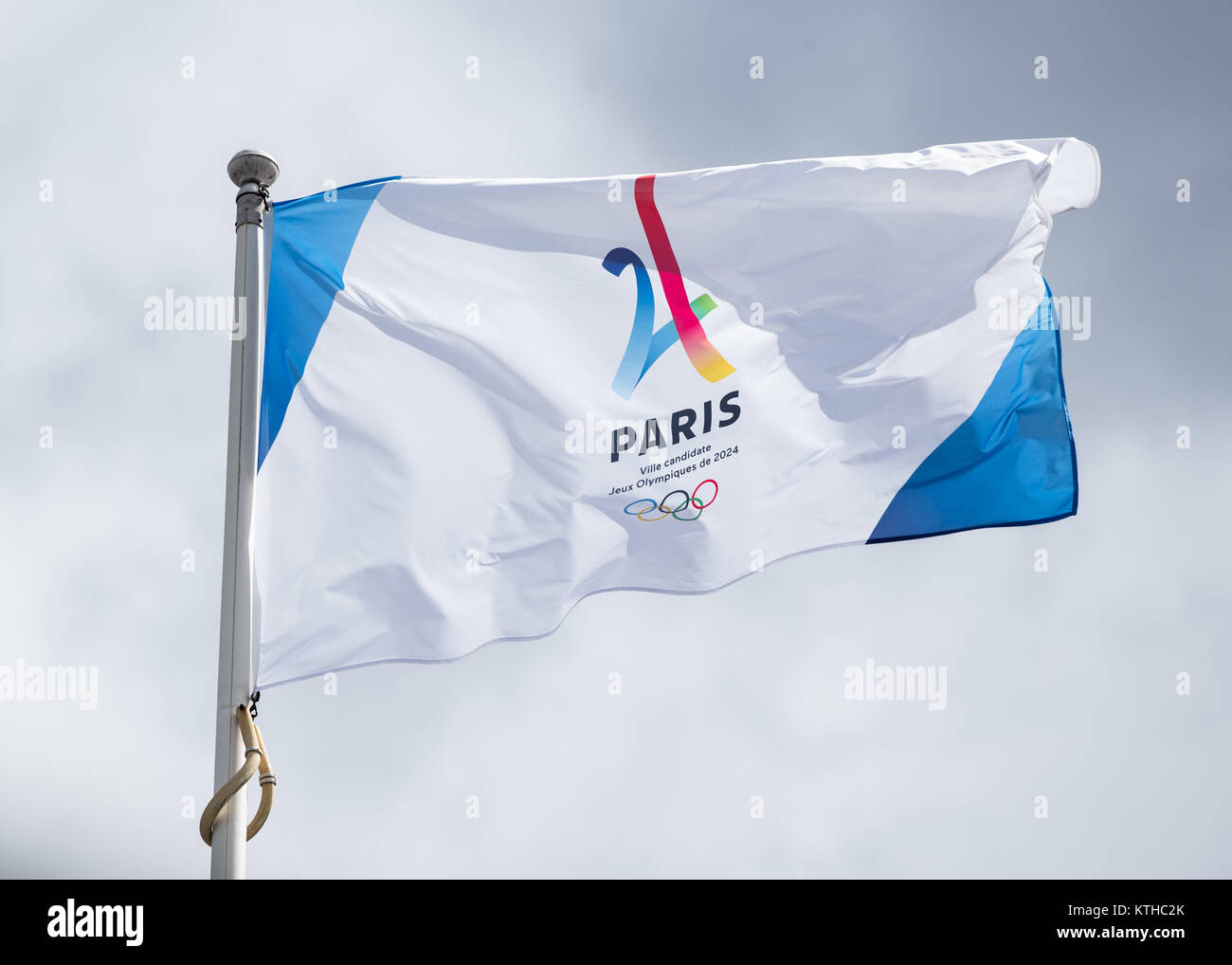 Olympic Rings Flag Stock Photos & Olympic Rings Flag Stock Images Alamy