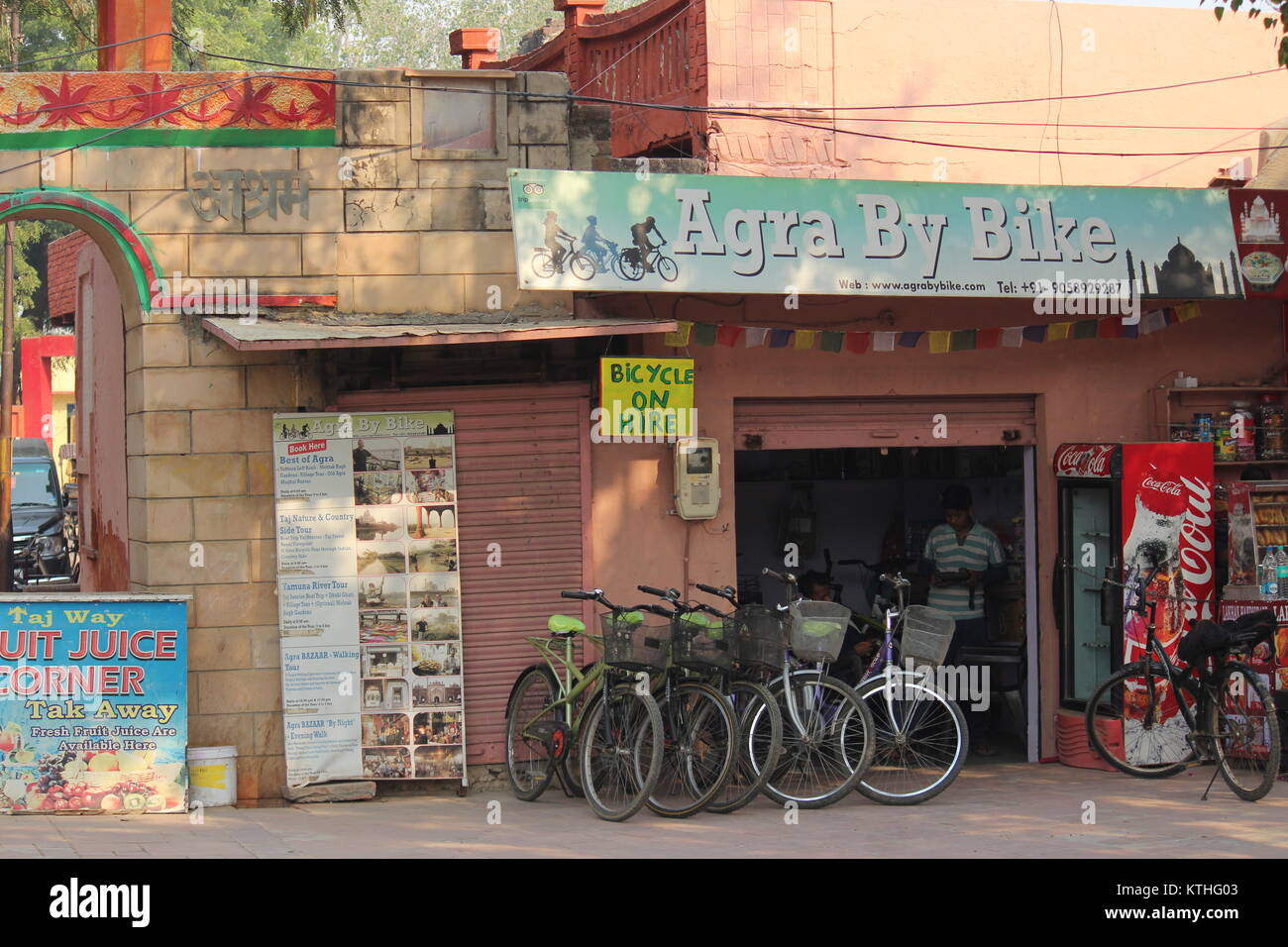 Bicycle on hire in Agra, Uttar Pradesh, India Stock Photo