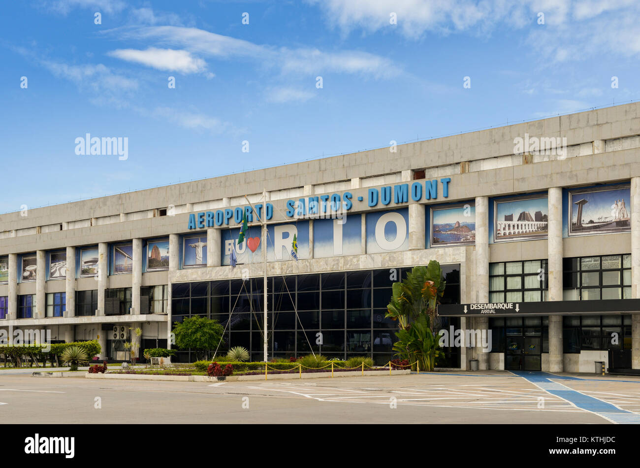 Santos Dumont Airport, Rio de Janeiro, Brazil - Dec 22, 2017: Outside the arrivals terminal at Brazil's Santos Dumont Airport, named after a Brazilian Stock Photo