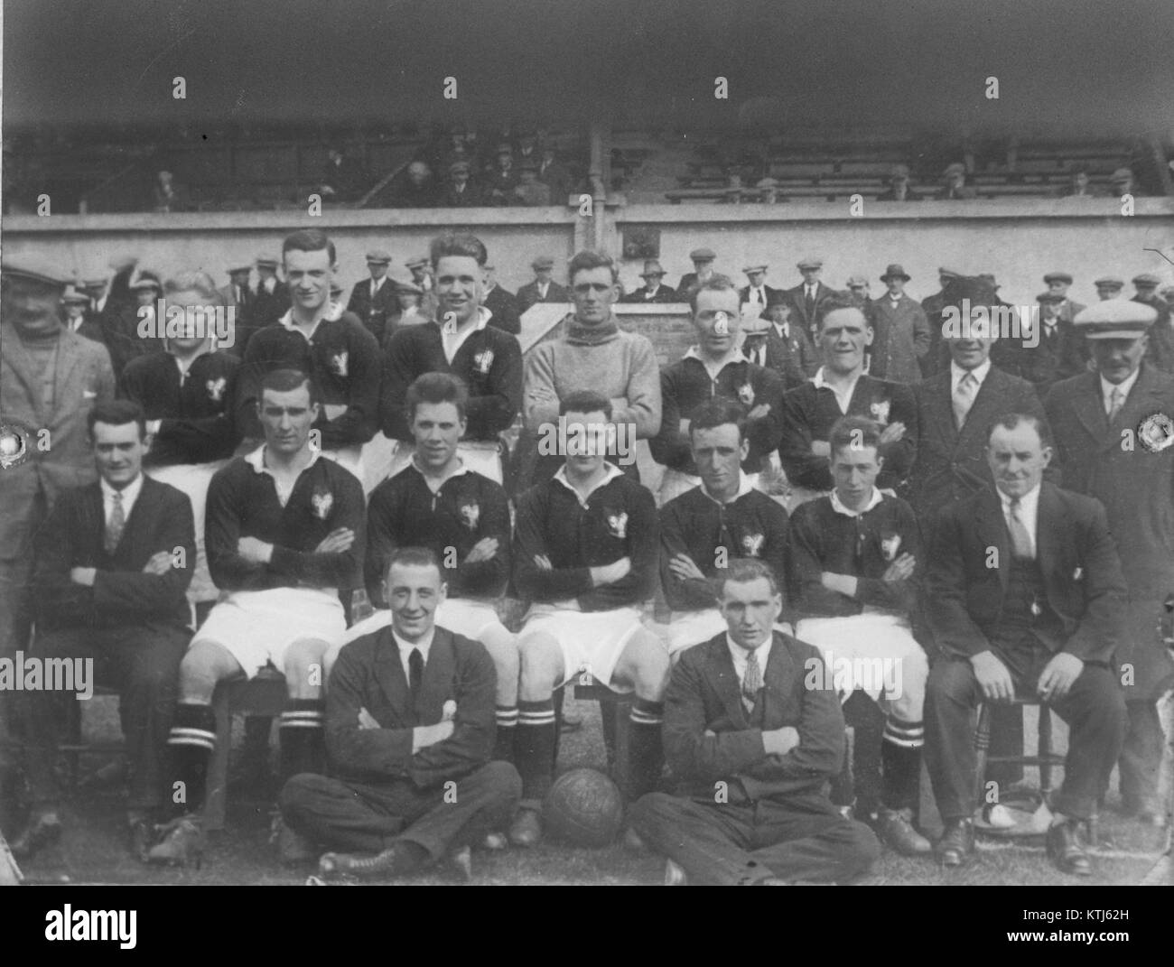 George Reay (middle row, second left) with the Raith Rovers first team in 1927 Stock Photo