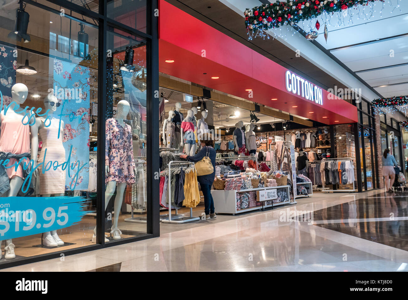 cotton on store Stock Photo Alamy