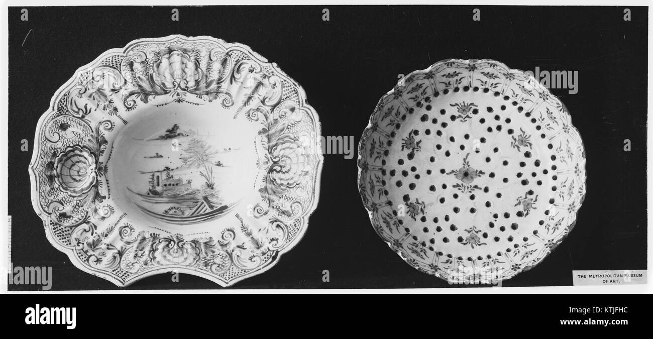 Barbers basin Black and White Stock Photos & Images Alamy