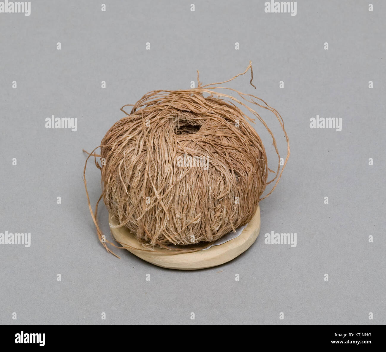Ball of weaving thread MET 15.3.1122 Stock Photo Alamy