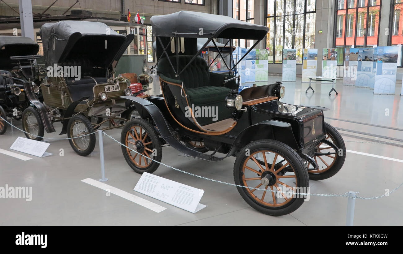 Baker electric car detail 1 Stock Photo Alamy