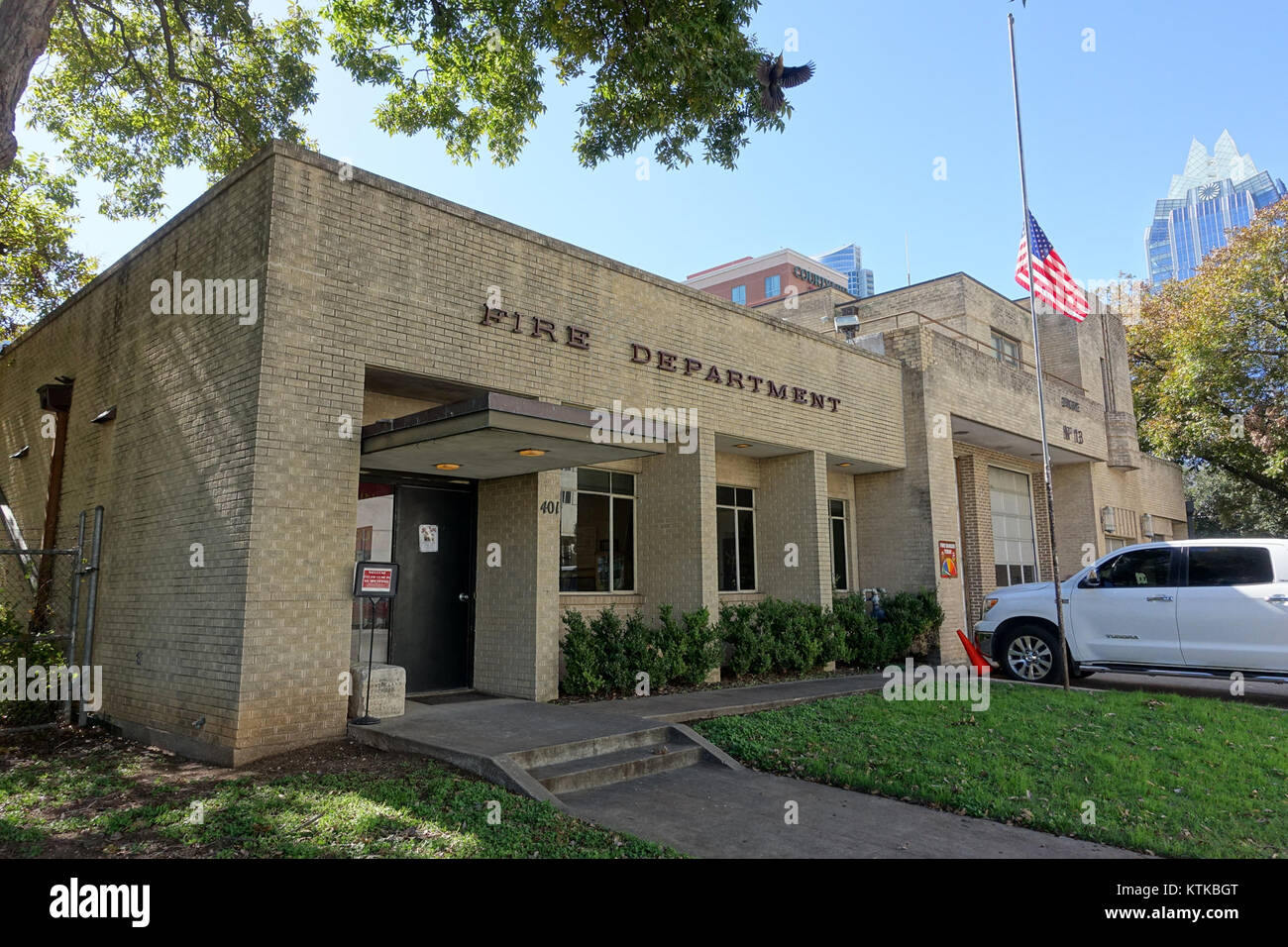 The Austin Fire Museum in Austin, Texas, showcases the history of firefighting in the region, with exhibits dedicated to firefighting equipment, historical events, and the evolution of fire safety. The museum serves as a resource for both locals and visitors to learn about fire history and safety. Stock Photo