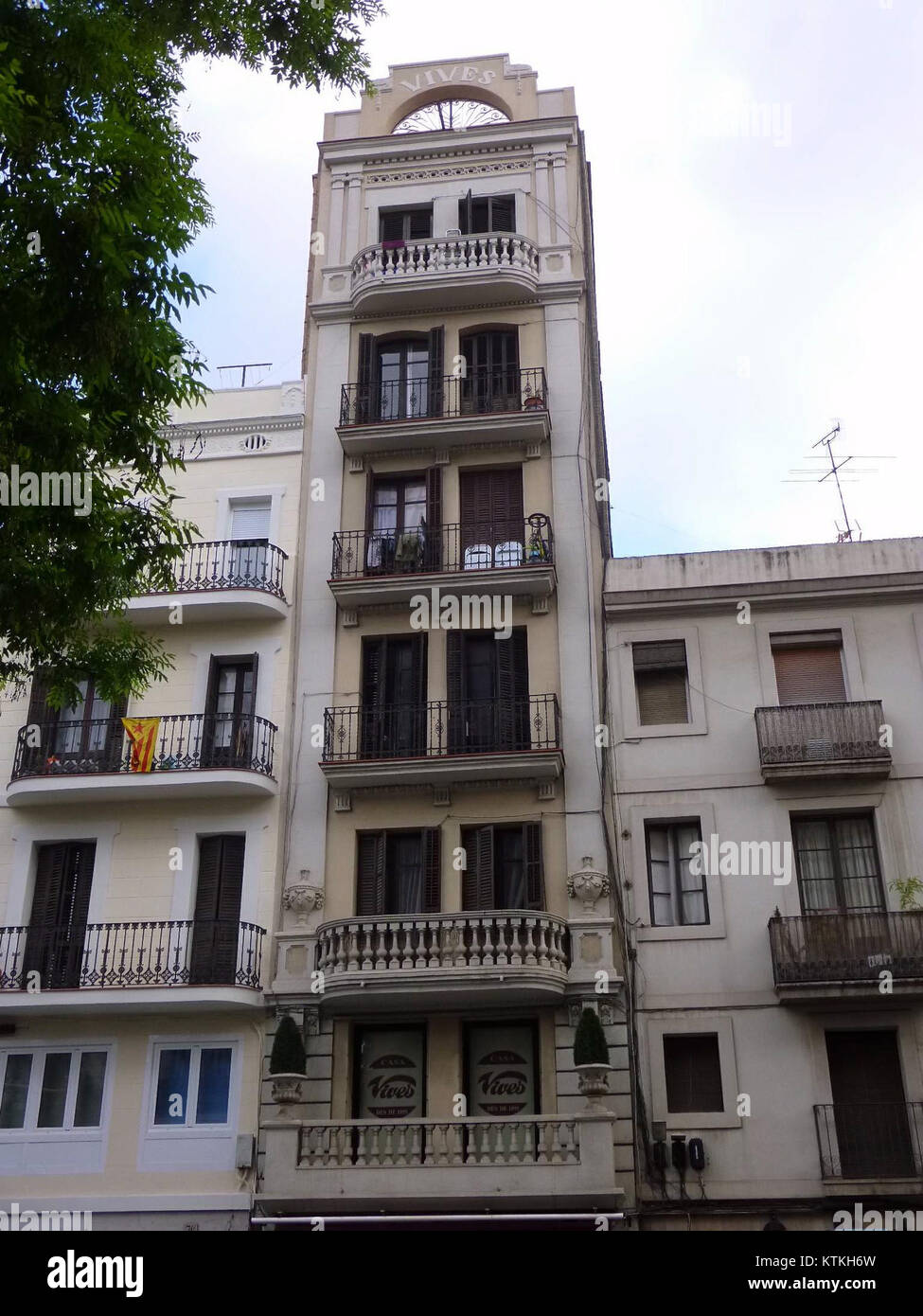 Barcelona Carrer de Sants 4 Stock Photo Alamy