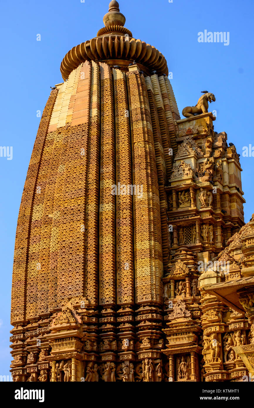 Mandapa above sanctum Vamana Temple, Khajuraho, Madhya Pradesh, India Stock Photo