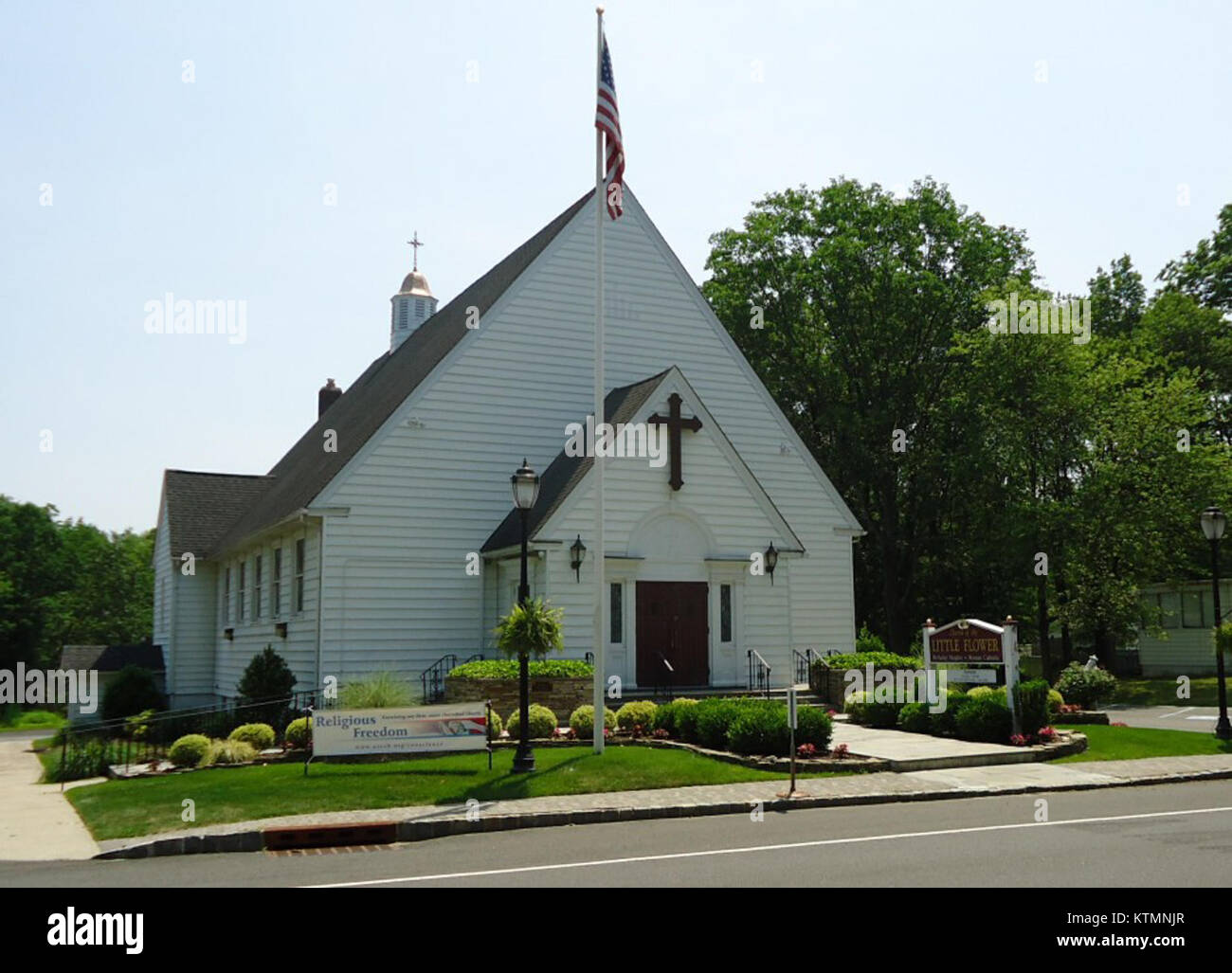 Berkeley Heights NJ Little Flower Catholic church Stock Photo Alamy