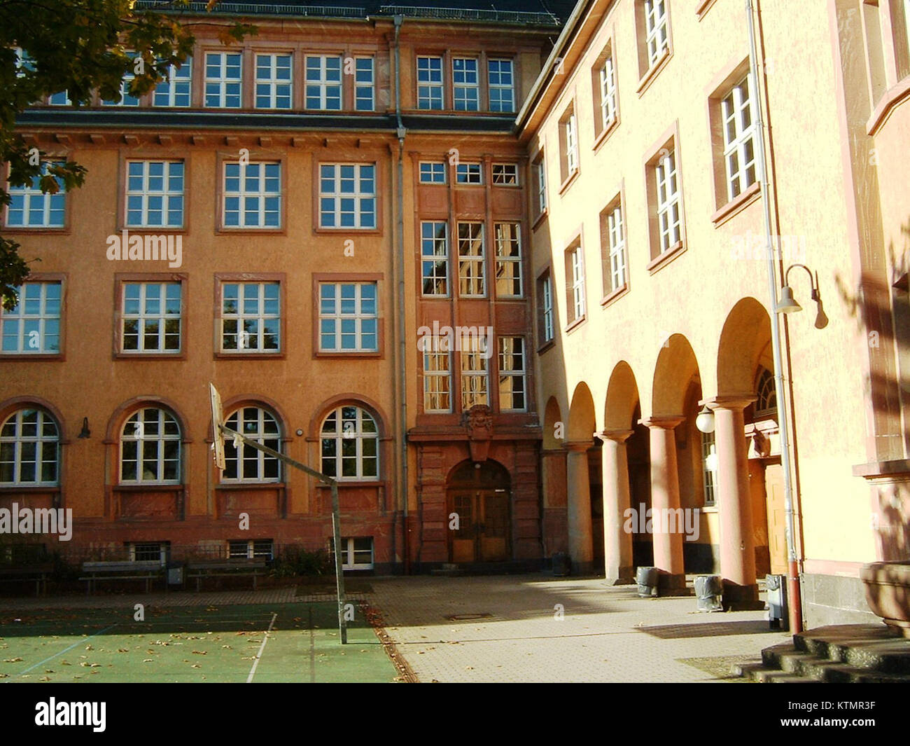 Page 7 - Beckmann High Resolution Stock Photography and Images - Alamy