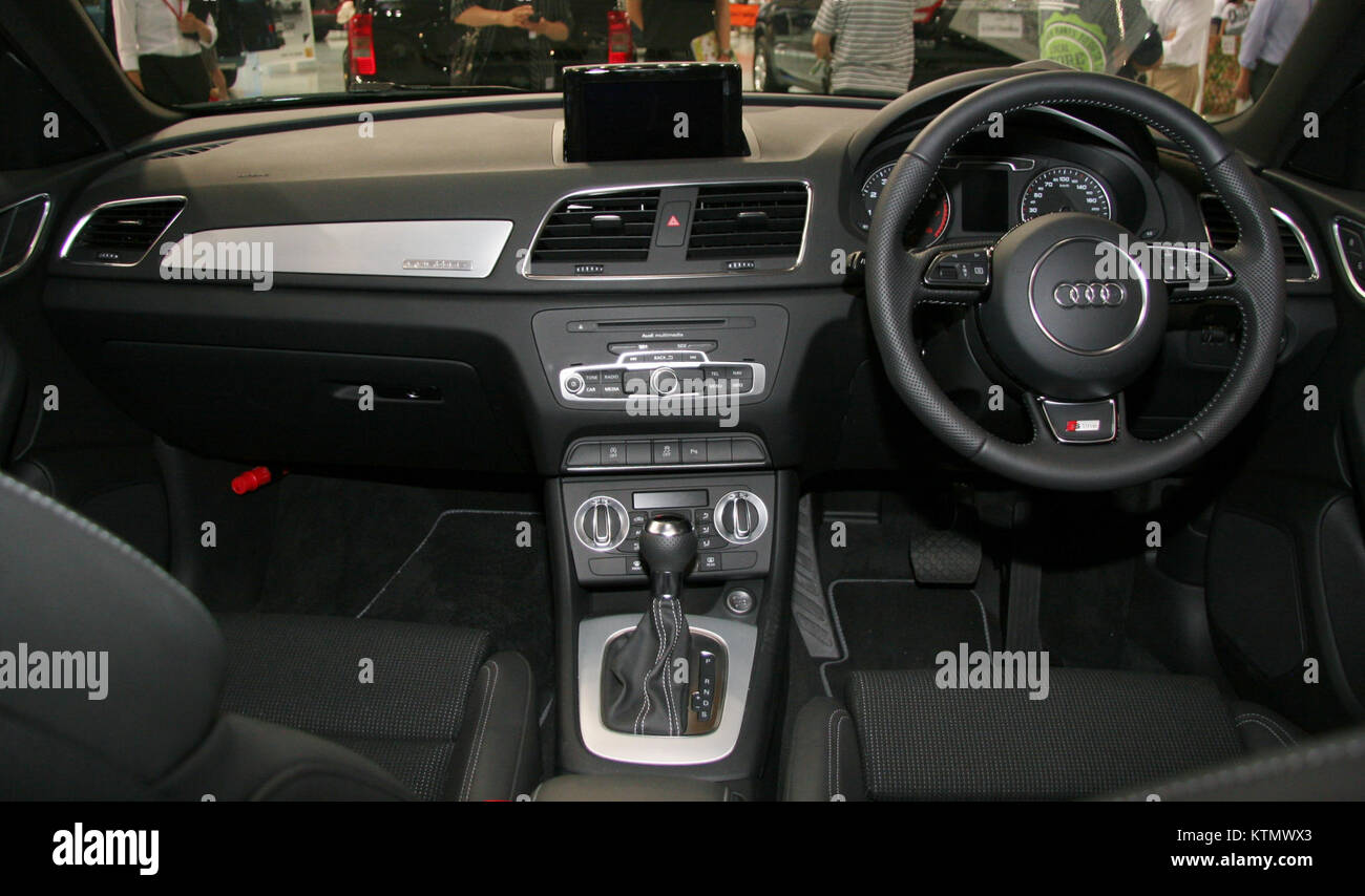 Audi Q3 S line interior Stock Photo - Alamy