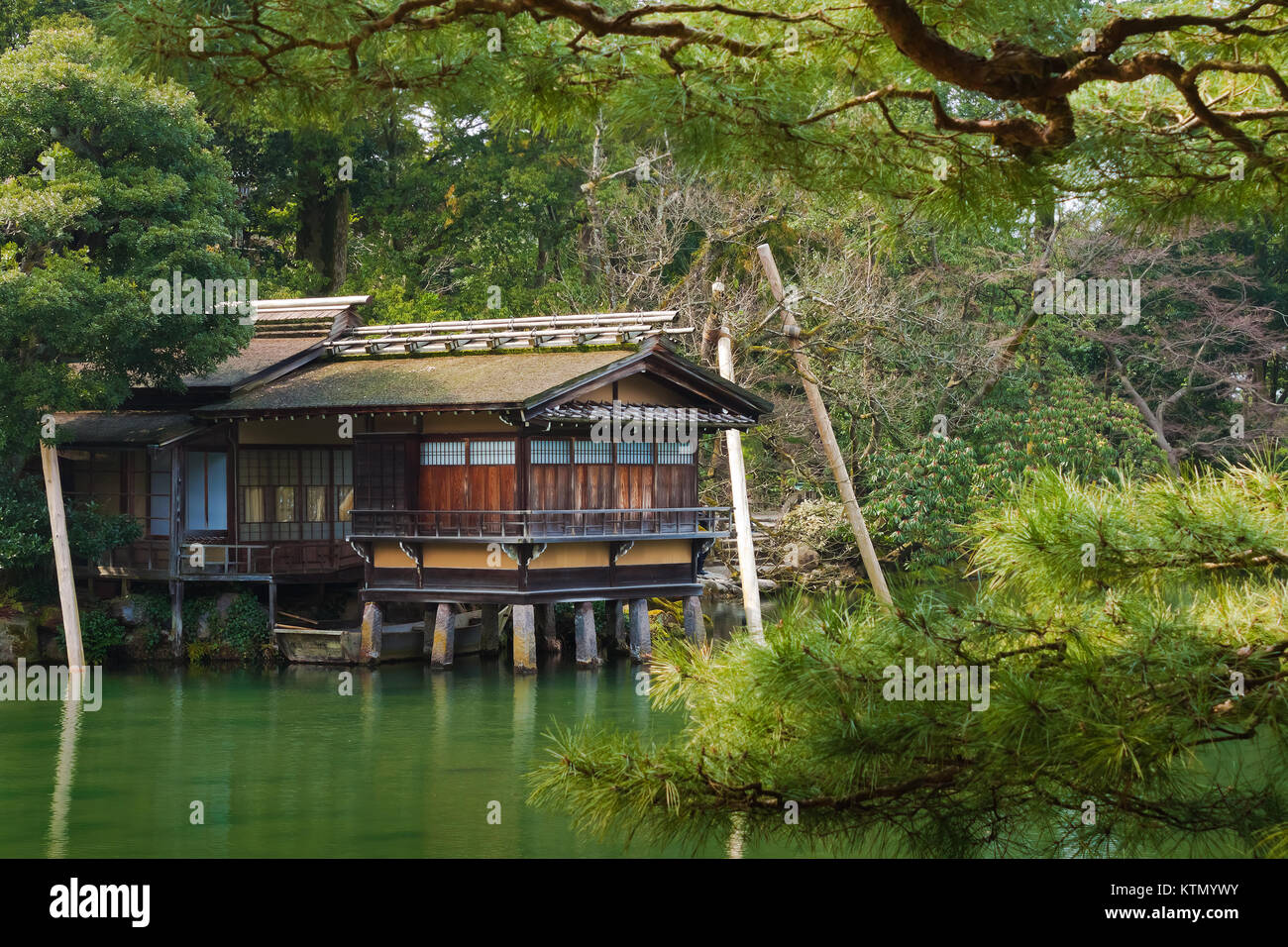 Uchihashi-tei Tea House at Kenrokuen Garden in Kanazawa Stock Photo - Alamy