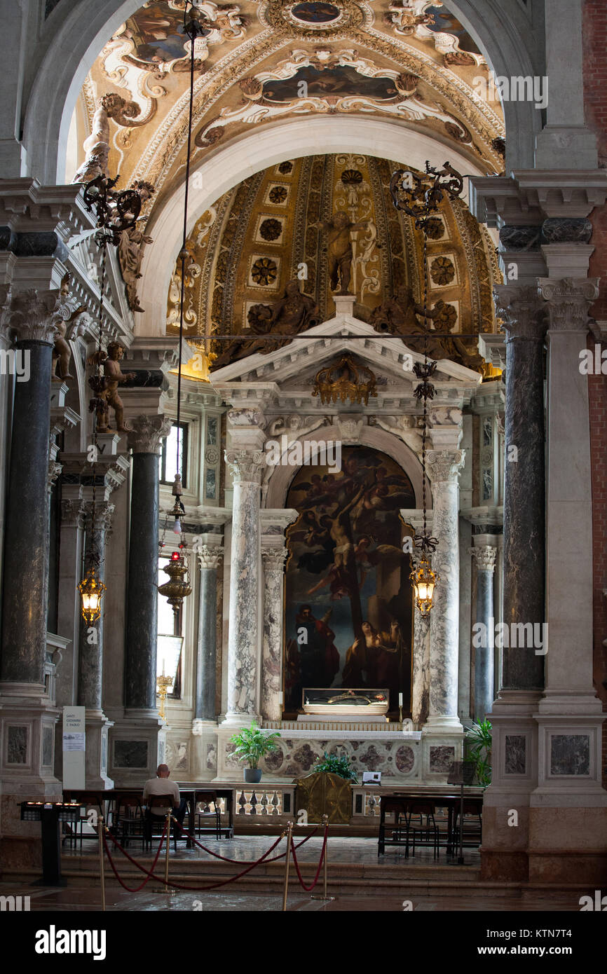 Parrocchia Santi Giovanni E Paolo Church of Santi Giovanni e Paolo interior, Venice Stock Photo - Alamy